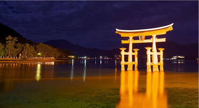 嚴島神社